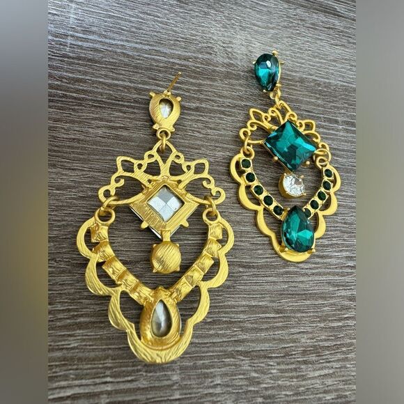 Vintage style earrings A1169 - Picture 3 of 3